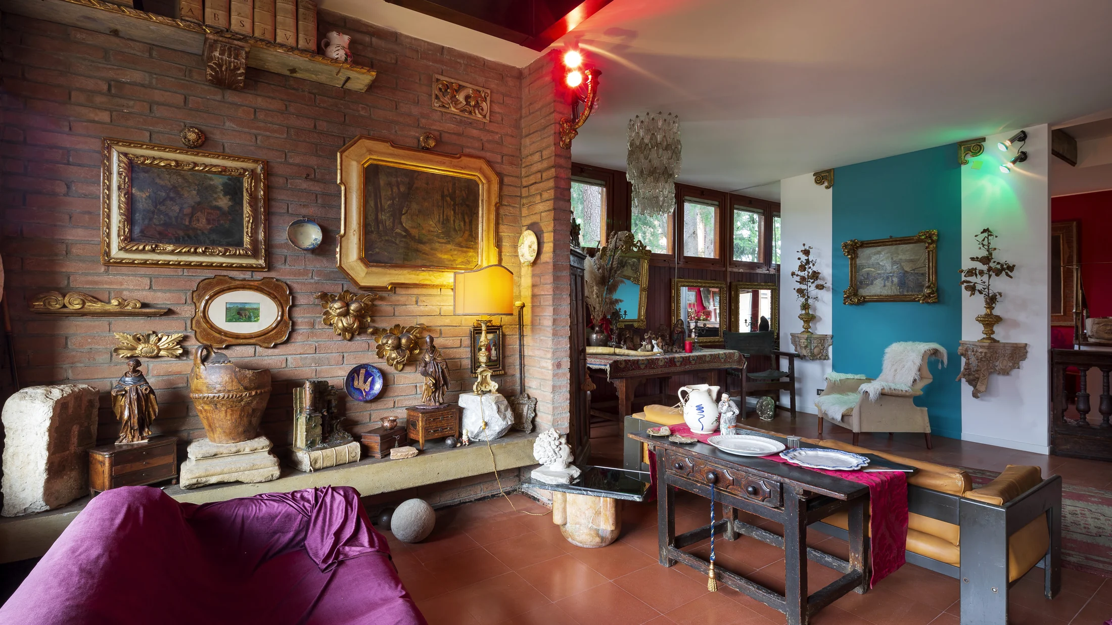 Interno della Casa Museo Renzo Savini a Bologna